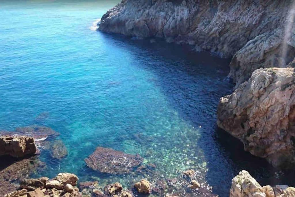 Appartement En Primera Linea De Playa Dénia